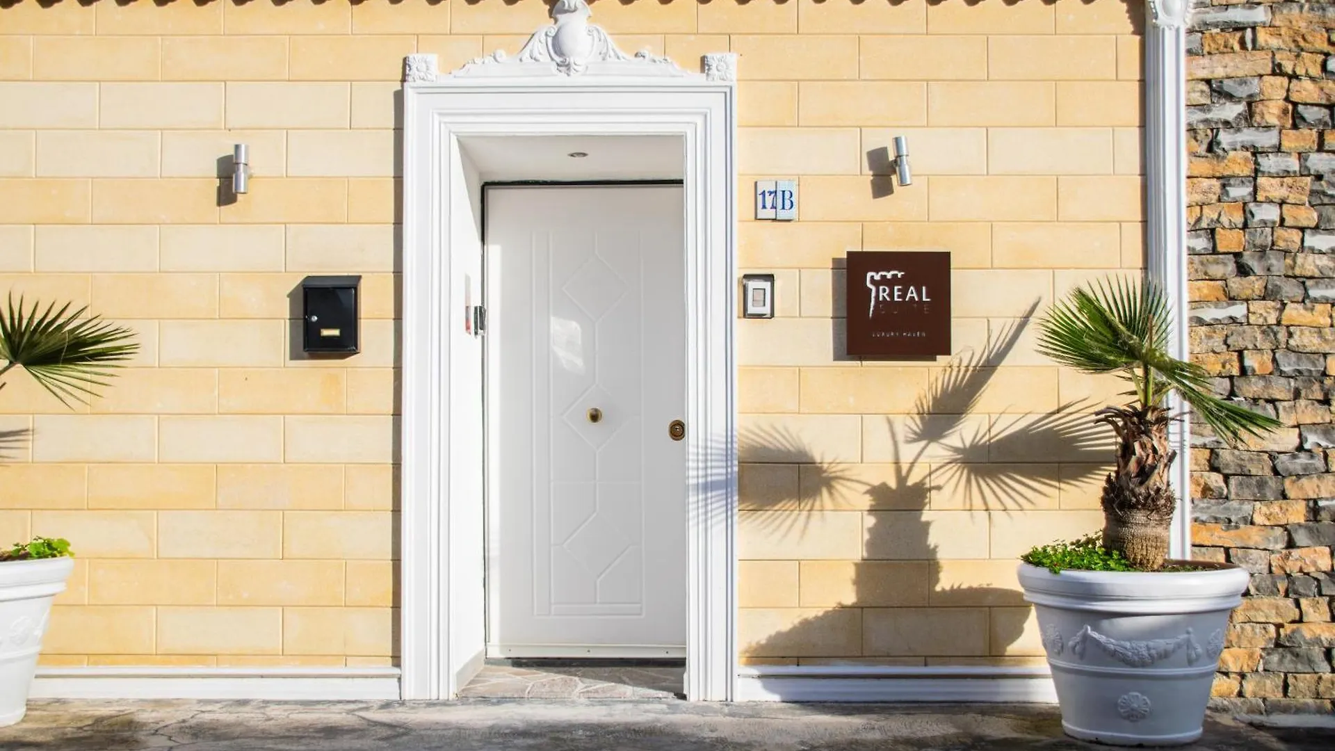 Real Suite Spa location